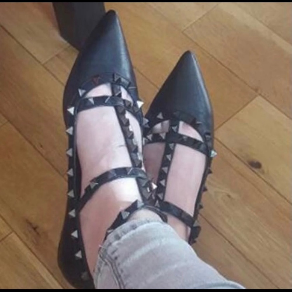 ❤️❤️❤️sold sold ❤️❤️❤️Valentino Garavani rockstud